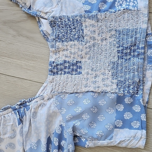 Hollister Coastal Cowgirl Patchwork Paisley Viscose Smocked Crop Top Small - Picture 8 of 12